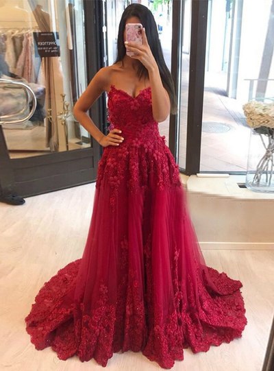 Gorgeous Ball Gown Dark Red Prom Dresses with Appliques