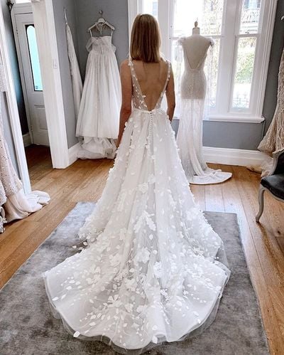 Fairy Sweet V Neck White Lace Wedding Dresses for Bride