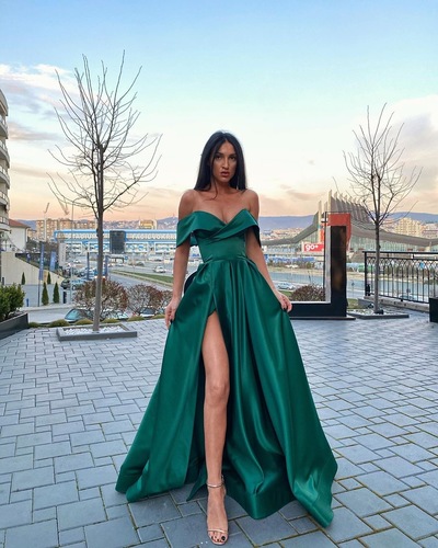 Modern A-Line Off the Shoulder Green Satin Long Prom Evening Party Dresses with Slit