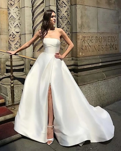 Elegant A-Line Strapless White Satin Wedding Bridal Gowns with Split and Pockets