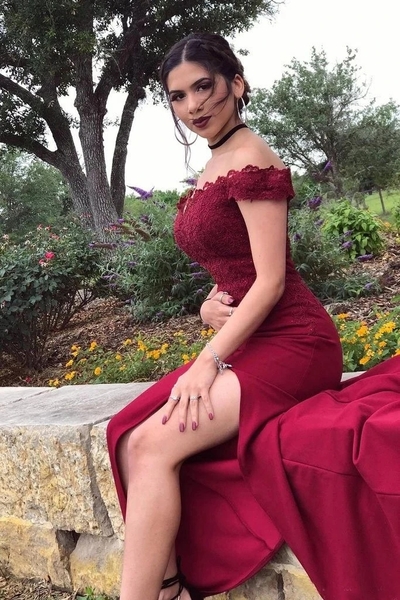 Mermaid Off the Shoulder Burgundy Prom Dresses with Slit, Lace Appliques Evening Dress