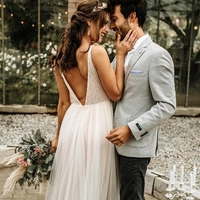 Fabulous Tulle V-neck A-line Backless Wedding Gowns - Thumbnail 2