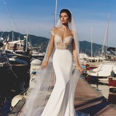 Sexy mermaid round neck cap sleeves white satin lace wedding dresses - Thumbnail 4