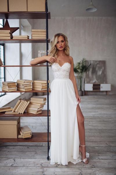 A-Line Sweetheart Open Back White Chiffon Beach Wedding Dresses with Split