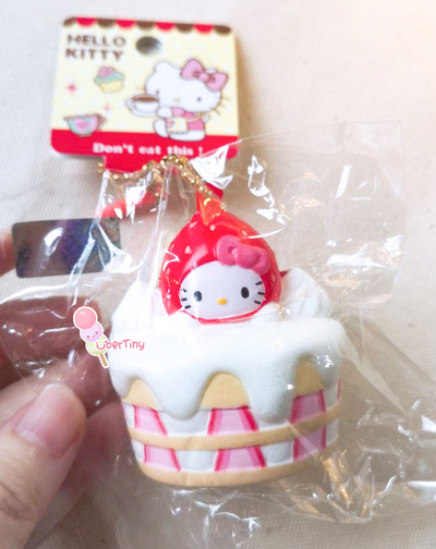 *Rare* Sanrio HK Strawberry Cream Cake (licensed)