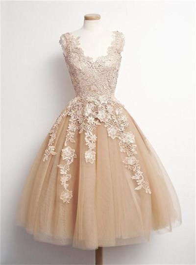 SP1207,A Line V Neck Lace Appliques Short Above Knee Length Champagne Real Sample Party Gowns Girls Short Prom Dresses