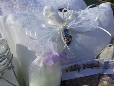 Personal Home Spa Kit in For the Bride