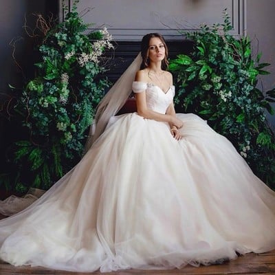 Rhinestones off-the-shoulder tulle bridal gown with ruching bodice - Thumbnail 5