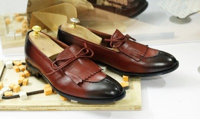 Handmade Two Tone Burgundy Fringe Tussles Loafers Moccasin Leather Dress Shoes