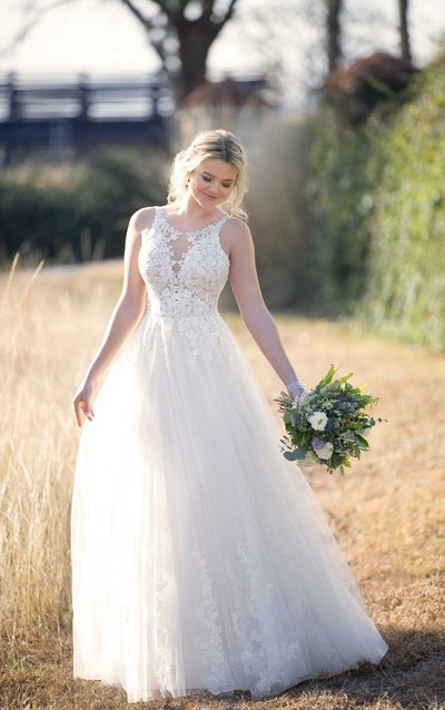 Elegant Round Neck A-Line Wddding Dresses,Tulle Lace Bridal Dresses,Custom Made Wedding Gown 2020-2021