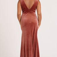 Classy Mermaid V Neck Open Back Velvet Long Bridesmaid Dresses - Thumbnail 2