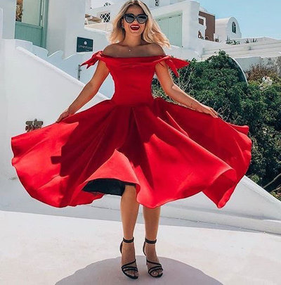 Bateau Red Tea Length Prom Dresses