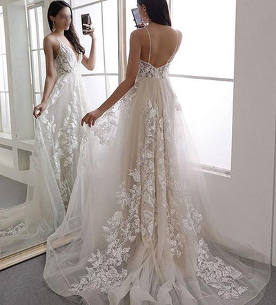 Spaghetti Straps Bridal Gown with Lace Appliques