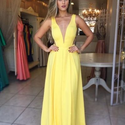 Elegant sheath v neck open back daffodil satin prom dresses with pockets, evening party dresses - Thumbnail 3