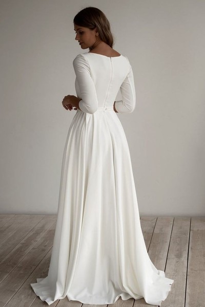 Clean Satin 3/4 Sleeves Bridal Dresses with Pockets,777