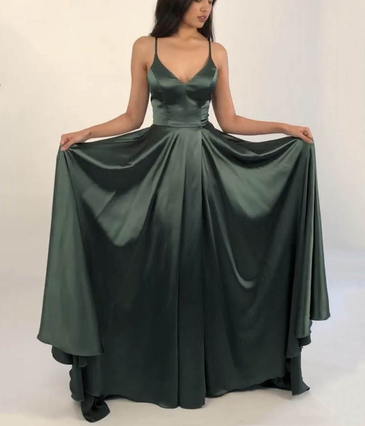 Green spaghetti straps V neck satin evening dresses