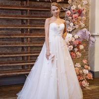 Cute A-Line Sweetheart Tulle Wedding Dresses with Handmade Flowers - Thumbnail 1