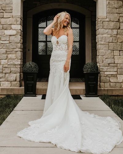 Elegant Mermaid Sweetheart White Lace Wedding Dresses with Train