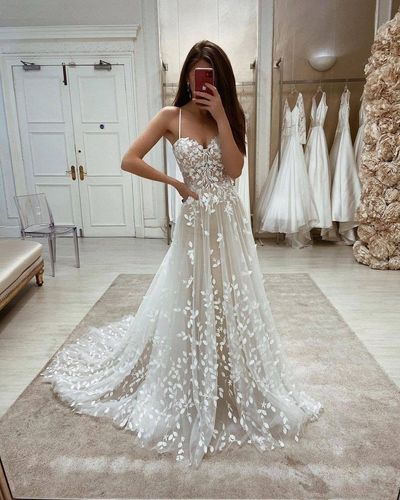 Fairy A Line Sweetheart Straps Wedding Dresses with Appliques