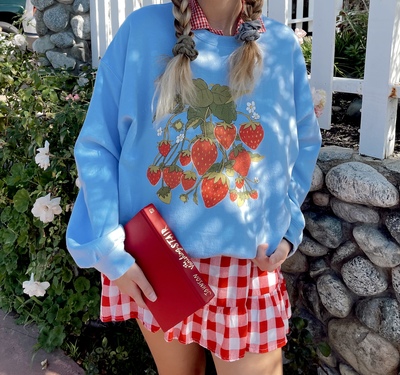 Strawberry Pullover