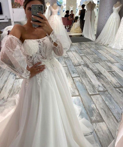 Bridal Gown Wedding Dresses with Appliques