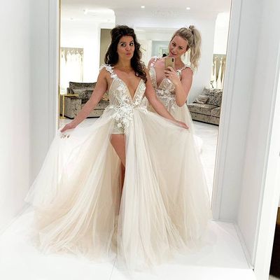 Beautiful a-line v neck beige tulle lace wedding dress bride gown - Thumbnail 3