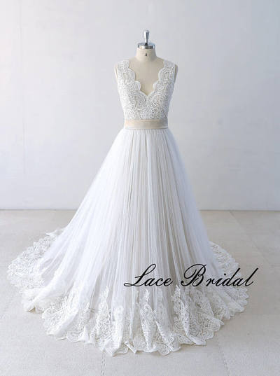 Flowy A line Tulle Lace Beach Wedding dress, Destination Wedding Dress with Champagne Lining,303