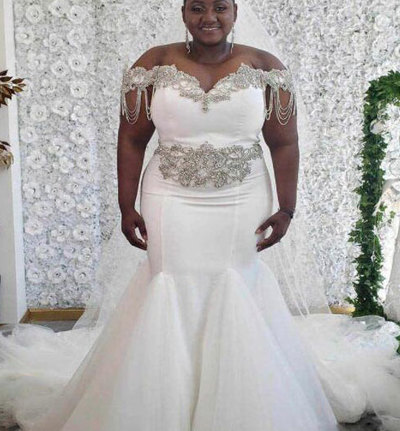 Plus Size Bridal Gown Wedding Dress with Rhinestones