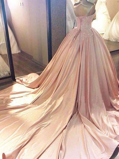 Court Train Satin With Ball-Gown Prom Dresses,Elegant Prom Dresses,Sweet 16 Dresses,319