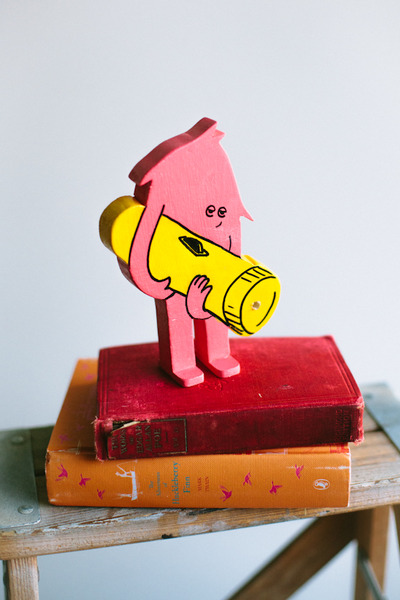 night light guy (pinkyellow)