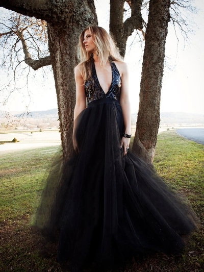 Sexy Halter Black Backless Sequin Tulle Long Prom Evening Dress