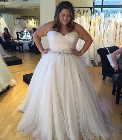 Plus size a-line Long Tulle Wedding Dress Pleated Women Bridal gowns,390