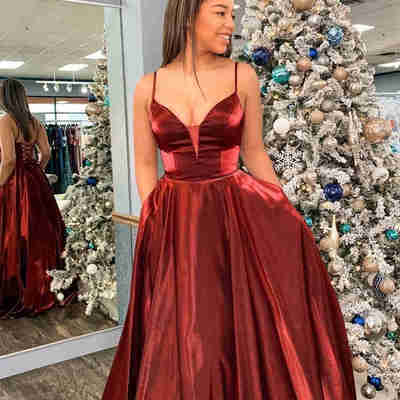 Elegant spaghetti straps burgundy satin prom dresses - Thumbnail 4