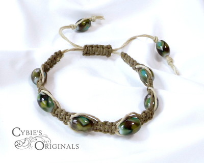 Brown and green swirled hemp bracelet