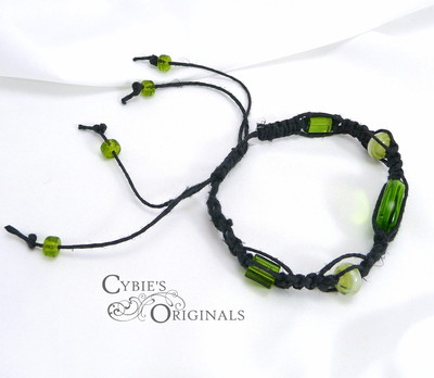 Green glass & black hemp bracelet