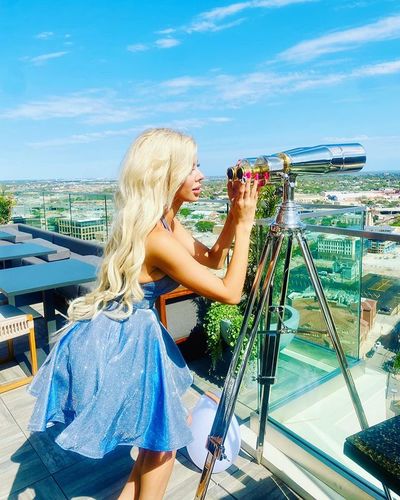 Chic A-Line Halter Blue Sparkle Satin Short Prom Dresses with Pockets Short Homecoming Dresses