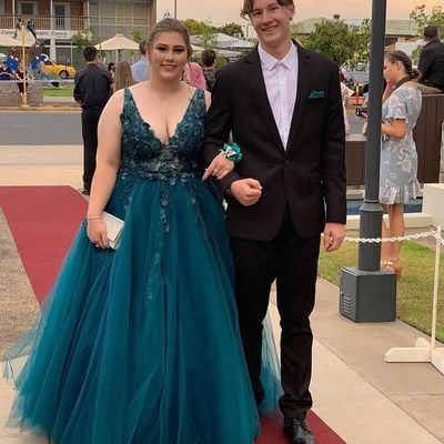 Plus size peacock blue prom dresses v neck tulle evening party gown - Thumbnail 4