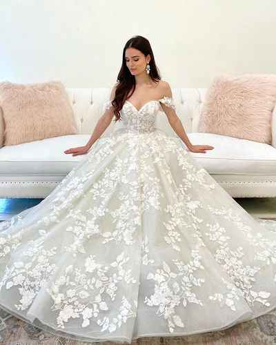 Gorgeous Ball Gown Off the Shoulder Lace Wedding Dress for Bridal