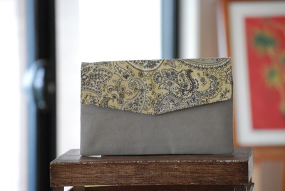 Envelope Clutch - Grey Paisley