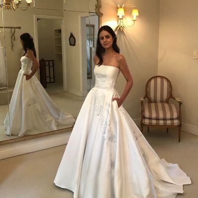 Elegant ball gown strapless heavy satin wedding dresses with pockets & lace - Thumbnail 1