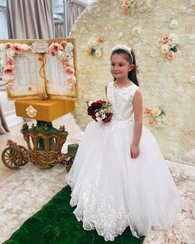 Princess A-Line White Tulle Flower Girl Dresses with Lace Appliques