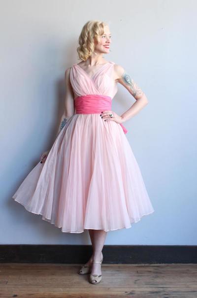 Vintage A-Line V Neck Light Pink Tea Length Prom Evening Dresses