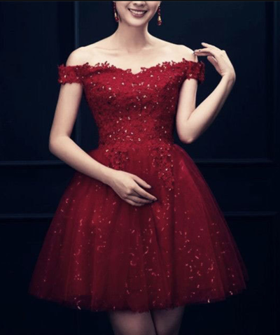 Off the Shoulder Burgundy Short Prom/Homecoming Dress with Appliques