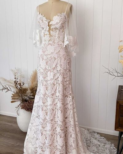Gorgeous Mermaid Blush Pink Lace Wedding Dresses with Sleeves