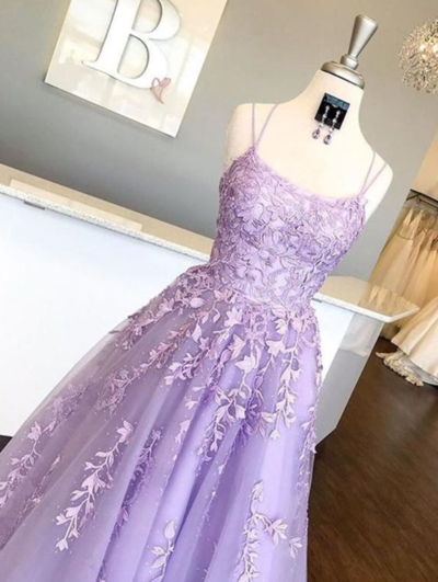 A Line Floor Length Lace Appliques Prom Dress