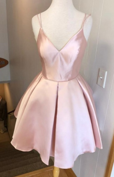 Hot Selling Spaghetti Straps V-neck Short Homecoming Dresses