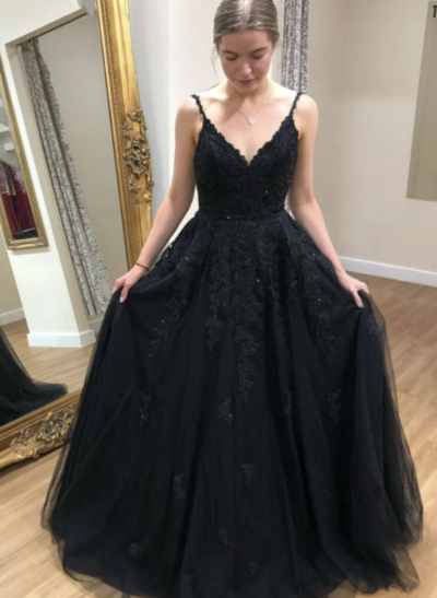 Elegent A Line V Neck Black Lace Prom Dresses