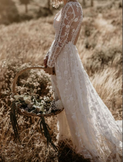 Vintage A-Line V Neck Long Sleeve Lace Boho Wedding Dresses,Lace Appliques Bridal Gown,592