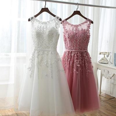 A-line round neck short prom dresses