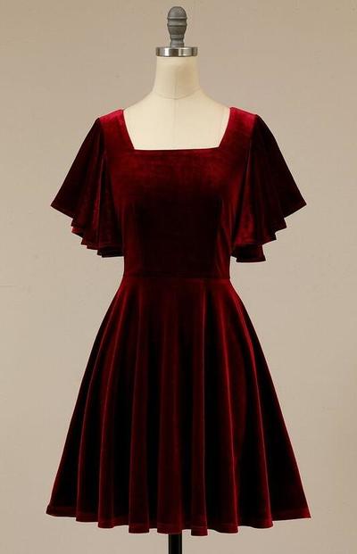 Burgundy Velvet Short Prom/Homecoming Dress